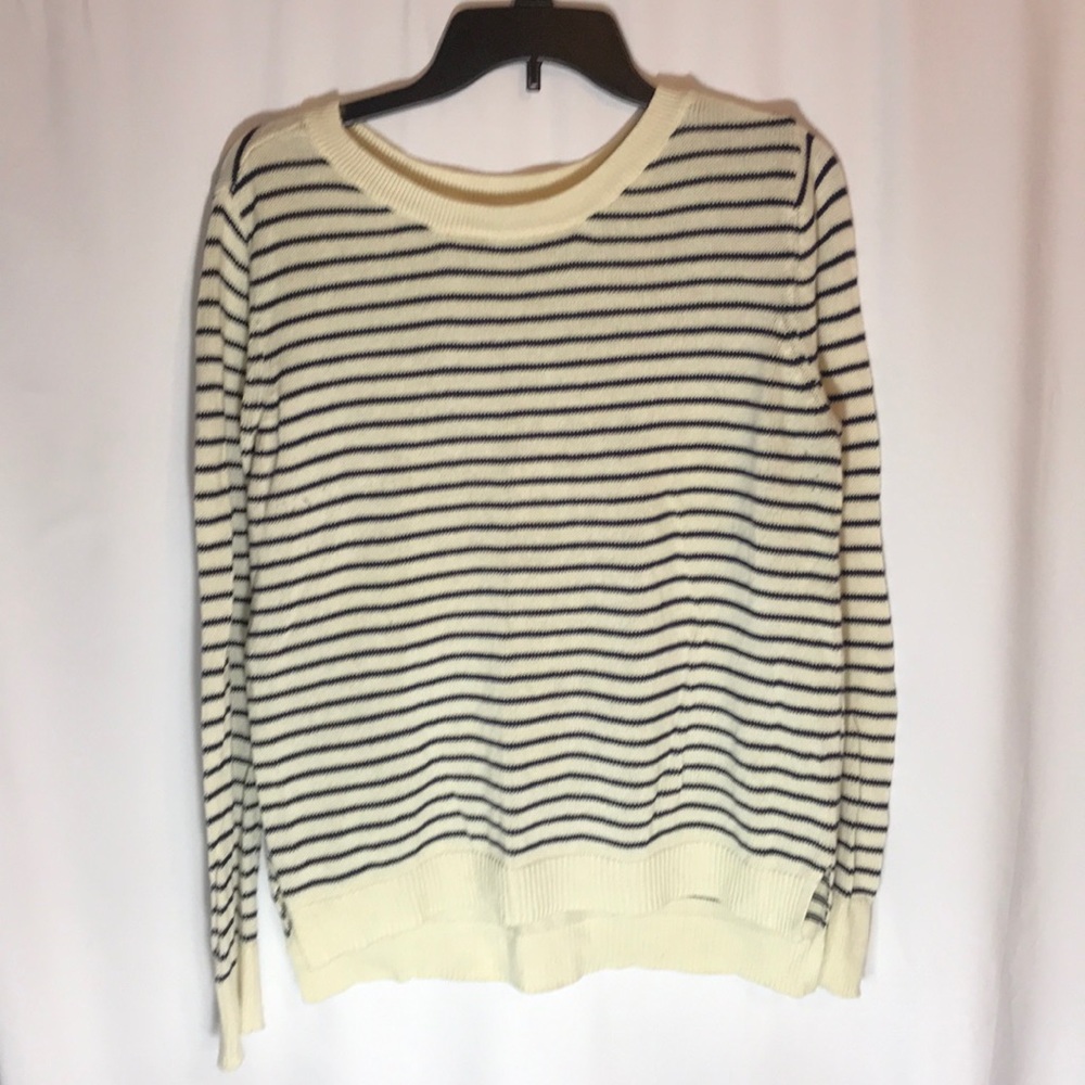 American Eagle Striped Sweater